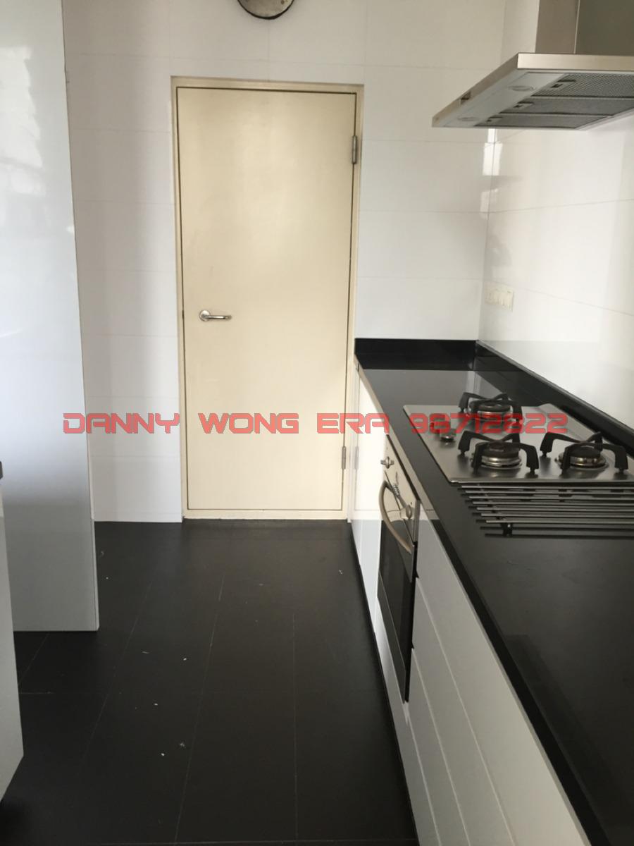Grosvenor View (D14), Condominium #105867412